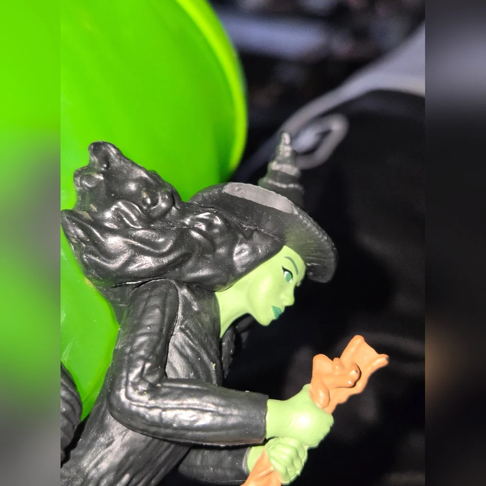 REGAL Wicked For Good Elphaba Light Up Cup